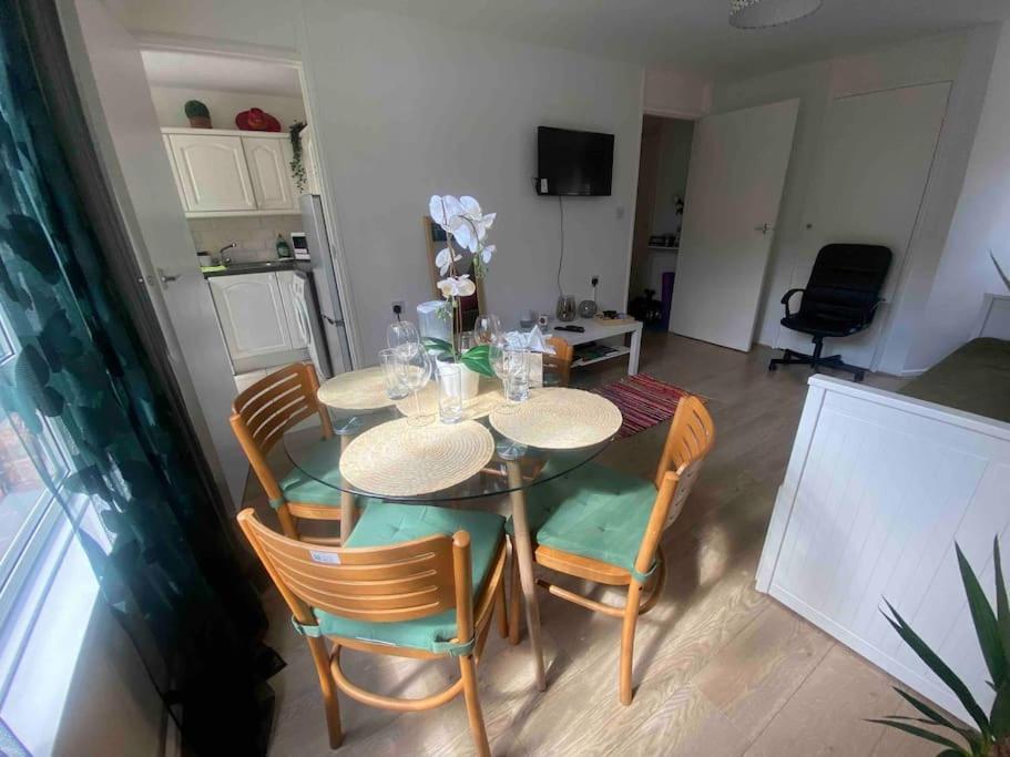 Apt 2/4People Archway/Holloway London Exterior foto
